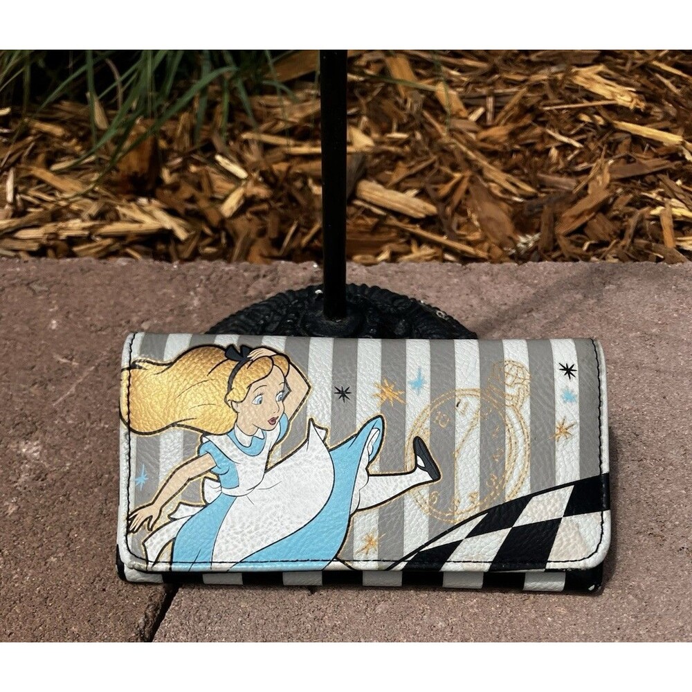 Disney Loungefly Alice in Wonderland Checkered Wallet Hot Topic Exclusive